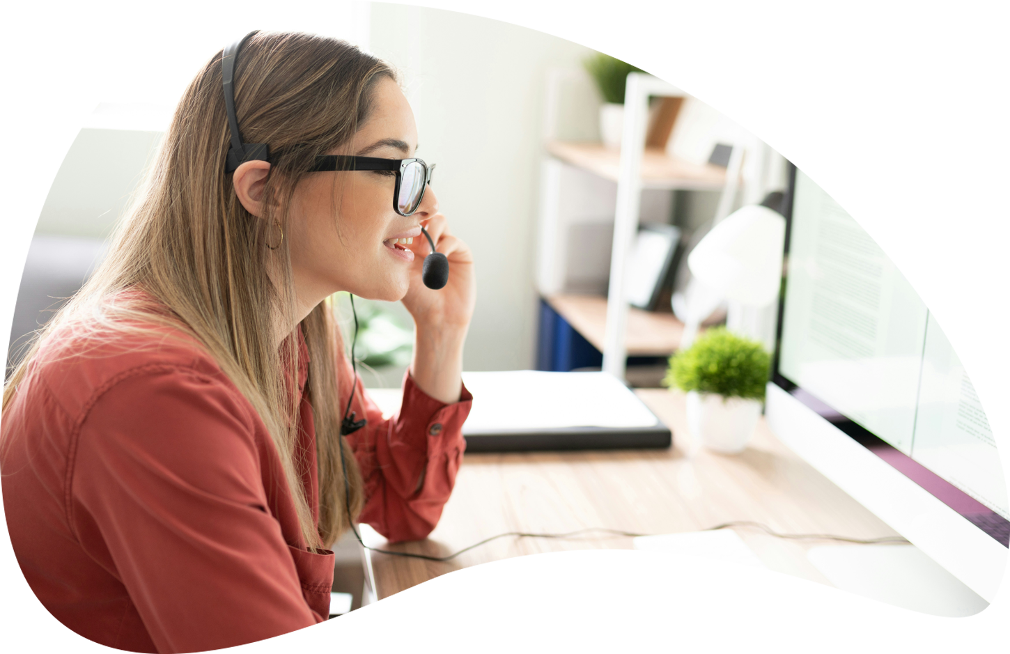 Move quotes, contracts, signatures, and follow-up into the text thread. Captivated helps sales teams shorten the distance between interested and signed.
